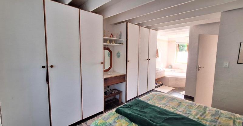 2 Bedroom Property for Sale in Fraaiuitsig Western Cape